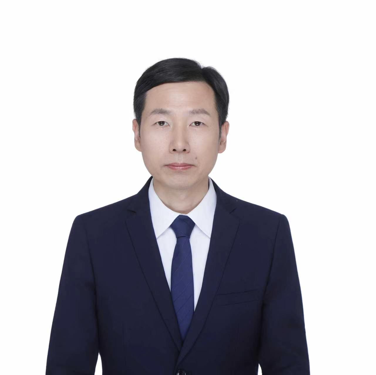 侯福深